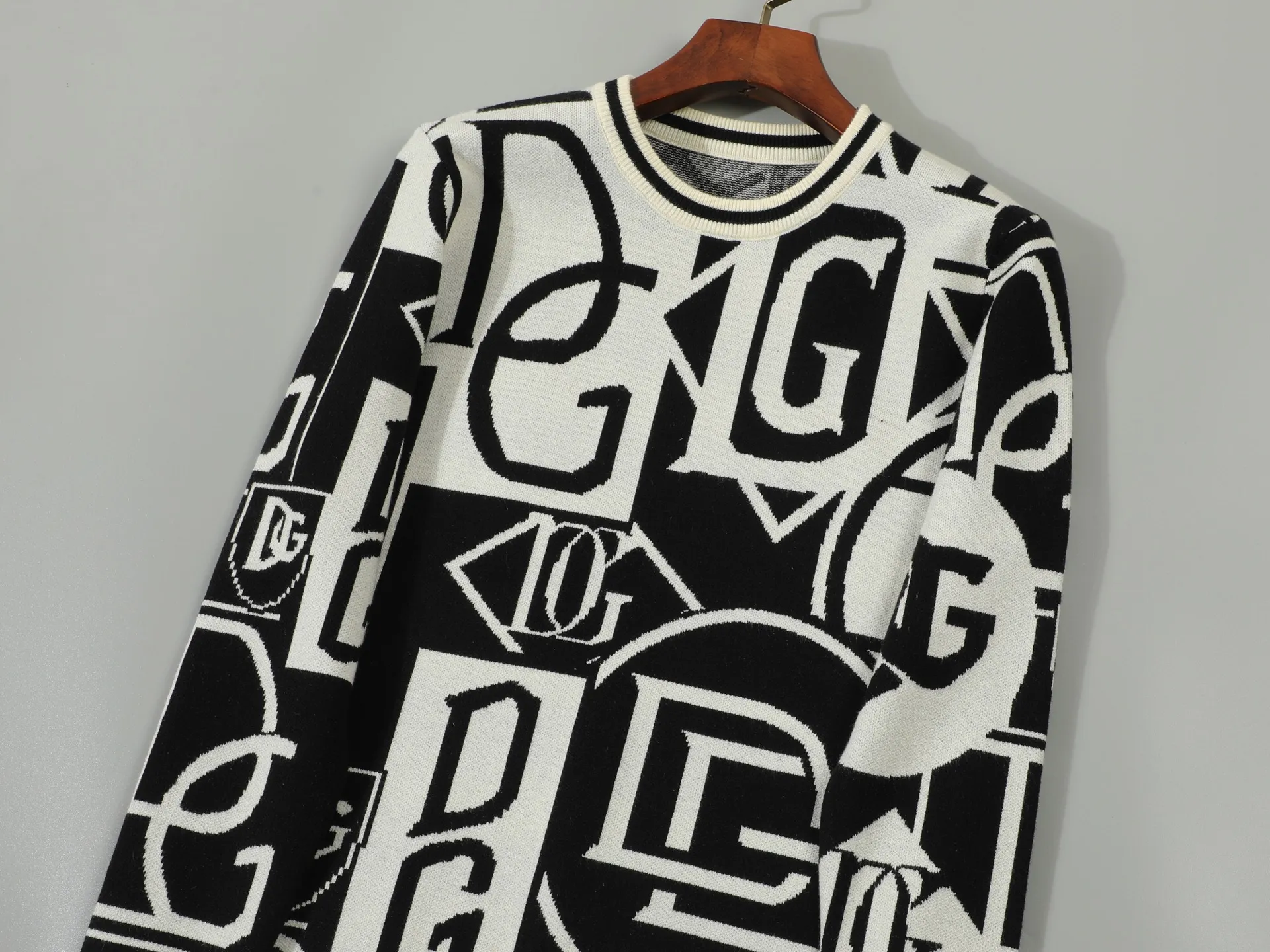 Dolce•Gabbana， ， M 2229#，Sizes:M-XXXL， : . ， :Black